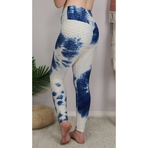 NWT "TikTok" Booty-Lifting Yoga Leggings - White / Navy